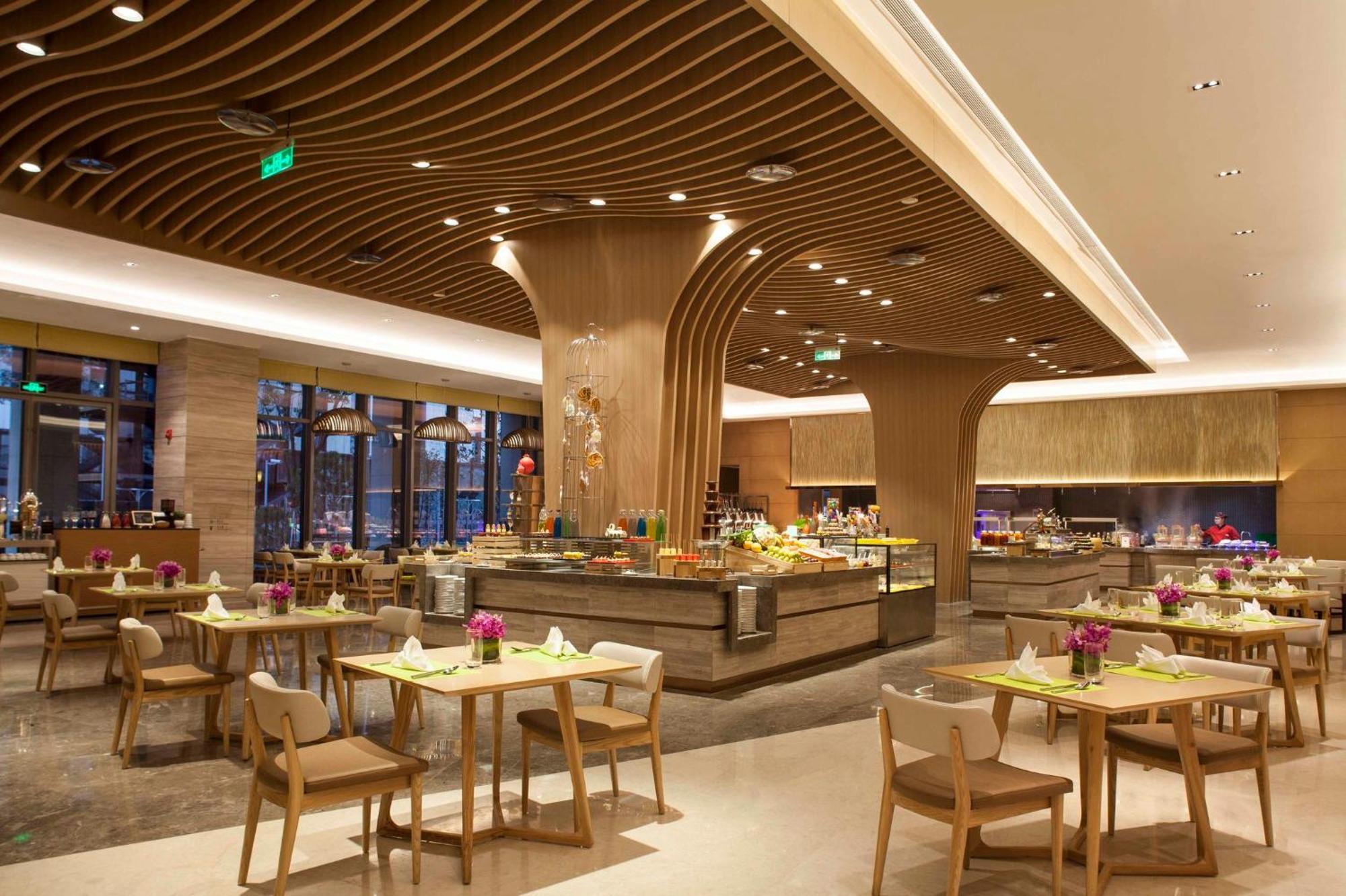 苏州汇融广场假日酒店 外观 照片